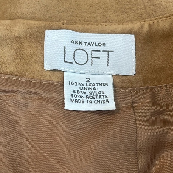 LOFT Vintage 90's 100% Genuine Leather Suede Pleated Academia Skirt Size 2 - Picture 3 of 7